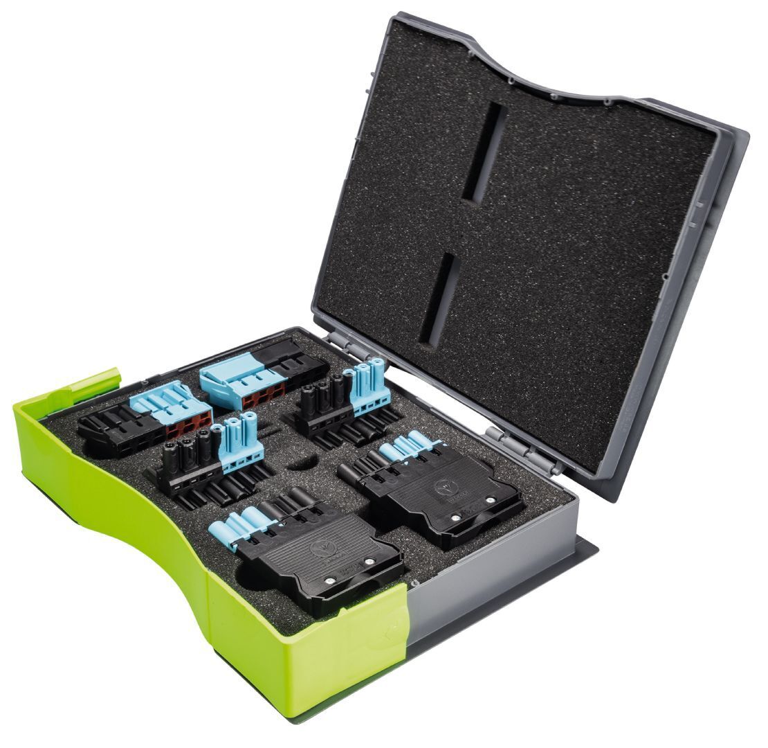 MONSTER KOFFER GST18I6
